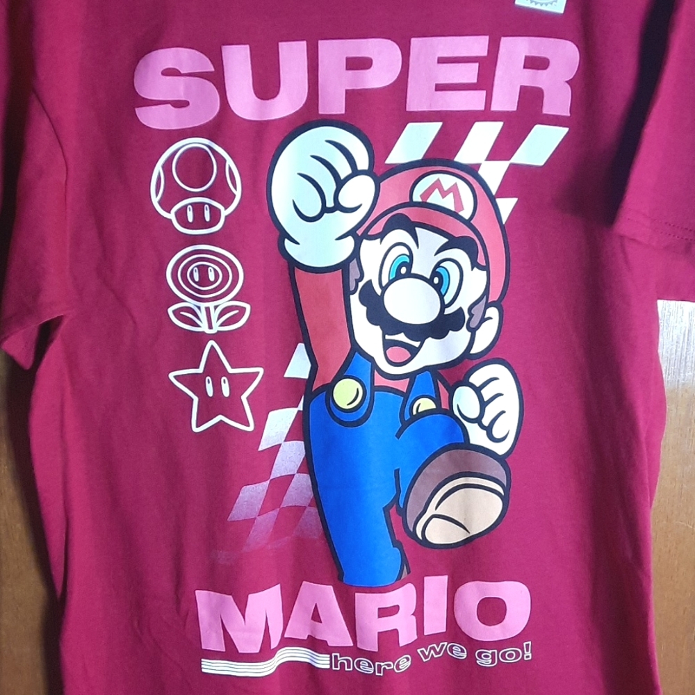 Nintendo Super Mario Here We Go Mens Short Sleeve Shirt Tshirt Large Red NEW